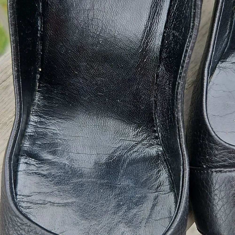 Gucci Black Leather Pumps with Gold GG Logo Buckle Size 37 - Picture 4 of 13